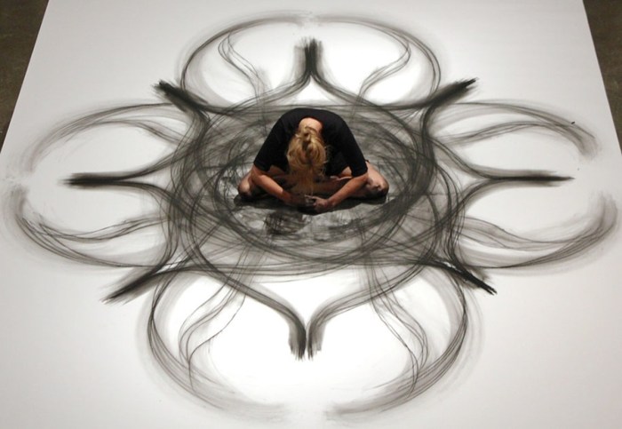 charcoal-drawing-contemporary-dance-heather-hansen-10